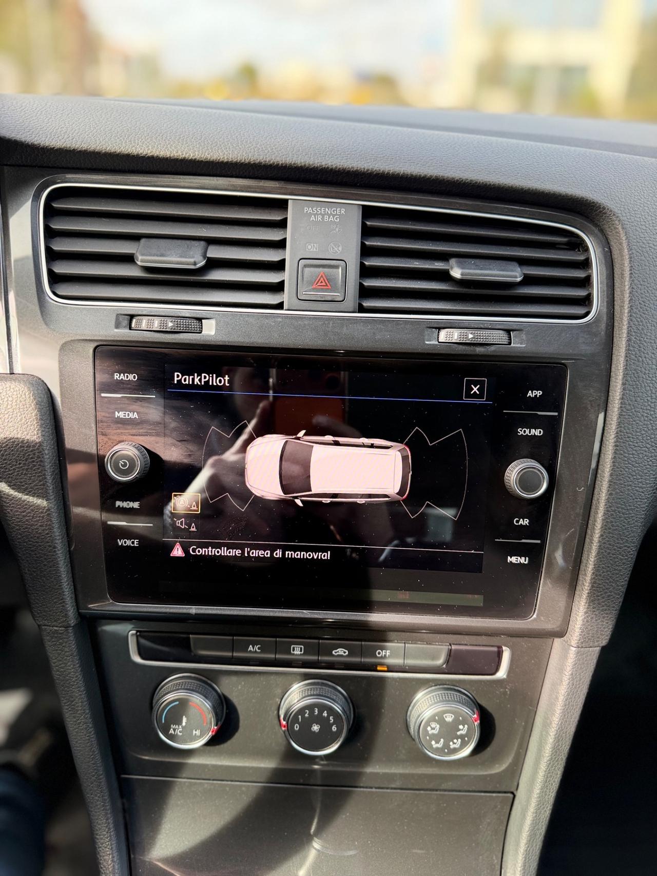 Volkswagen Golf Variant 1.4 TGI Executive BlueMotion