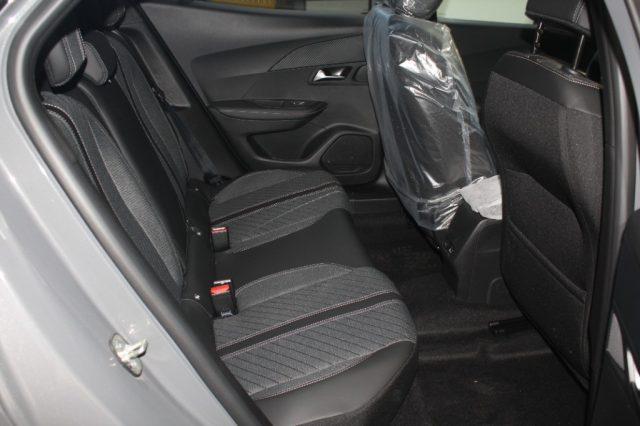 PEUGEOT 2008 PureTech 100 Allure