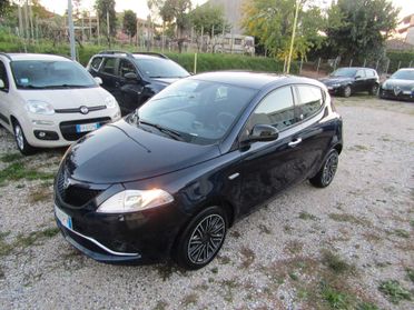 Lancia Ypsilon 1.2 5 porte Gold GPL originale