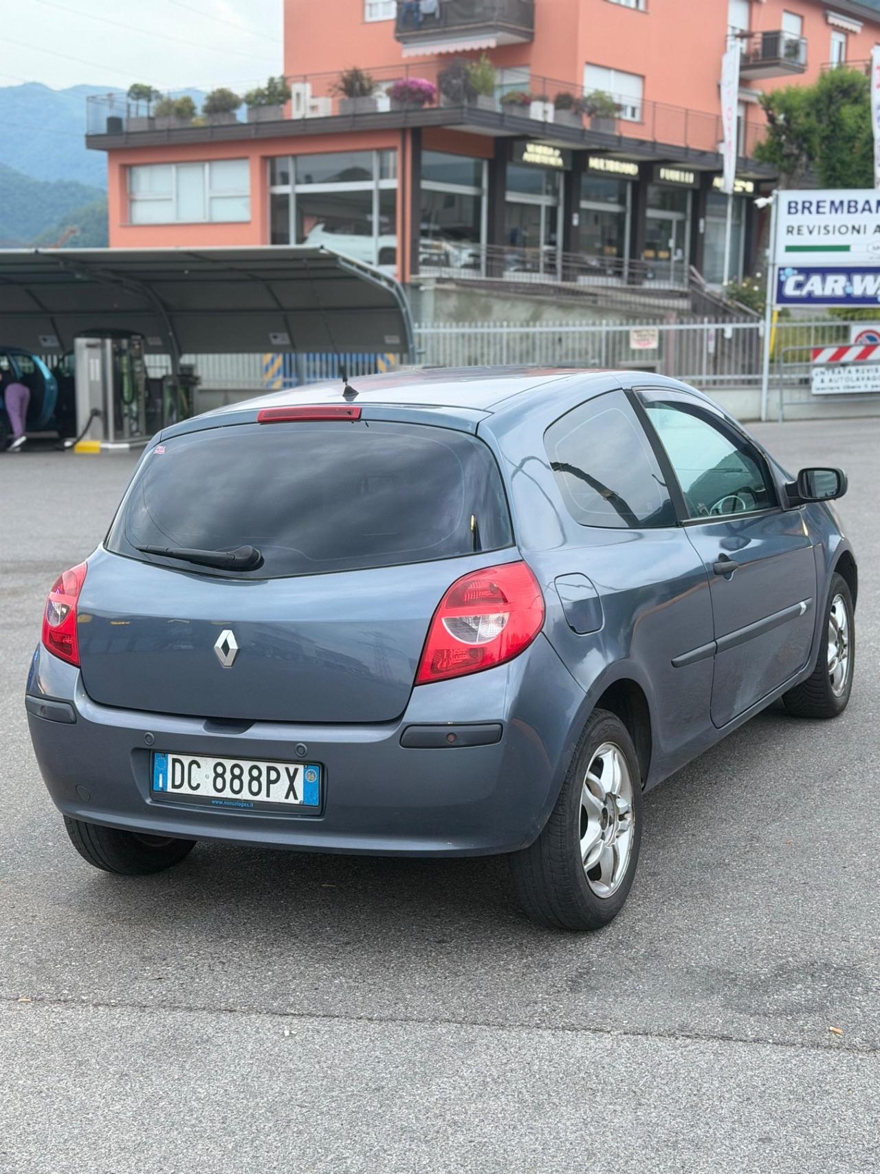 Renault Clio 1.2 16V 3 porte Pack