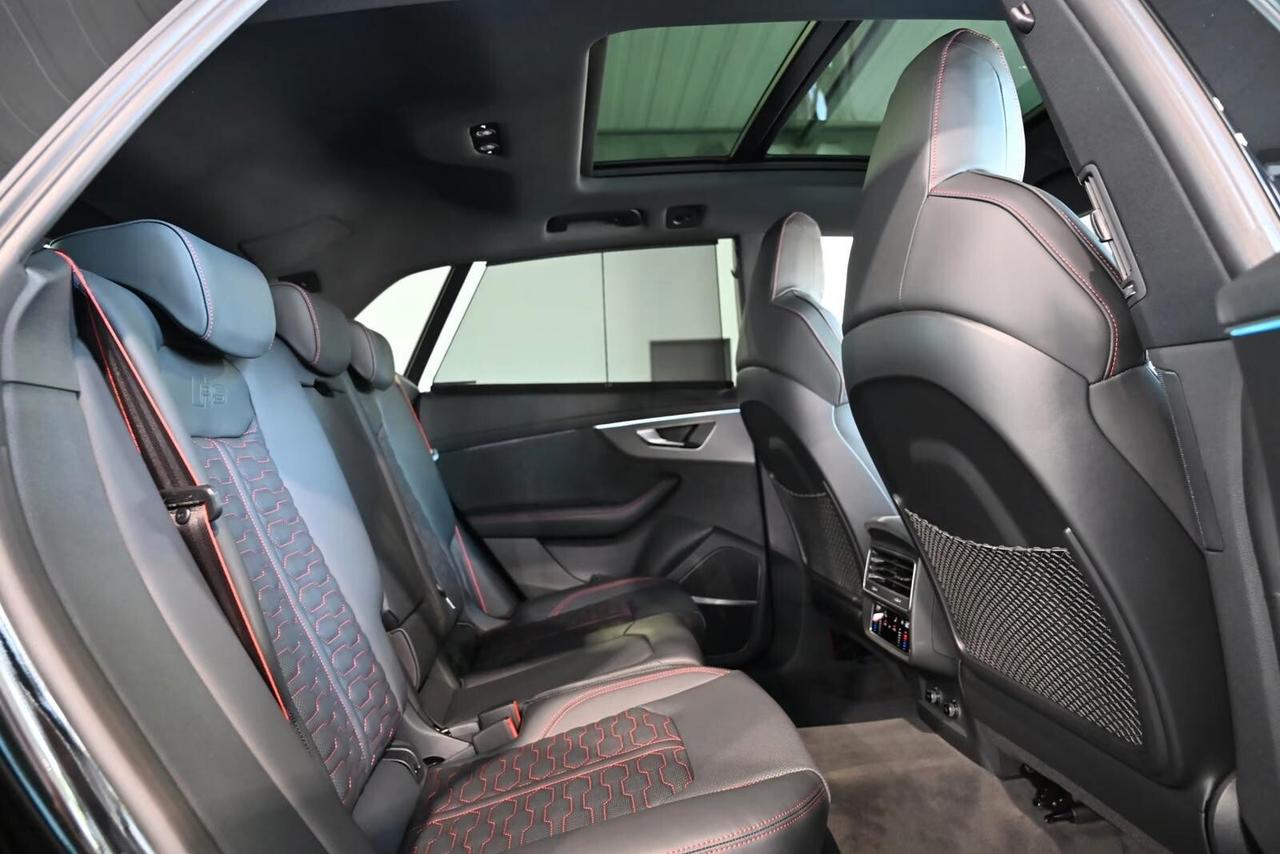 Audi Q8 RS TFSI V8 quattro tiptronic Performance