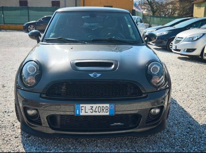 Mini John Cooper Works s con motore 1.6 231 cv preparazione Rp