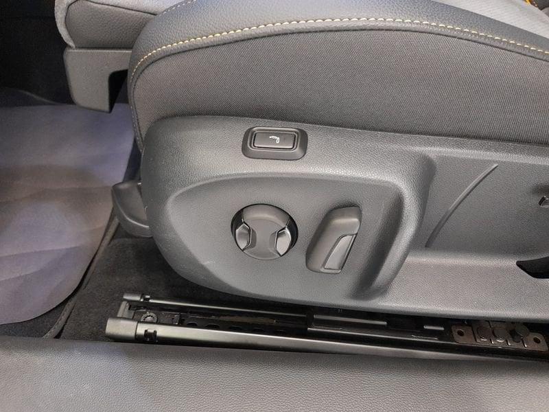 Škoda Superb 2.0 TDI 110kW Selection DSG