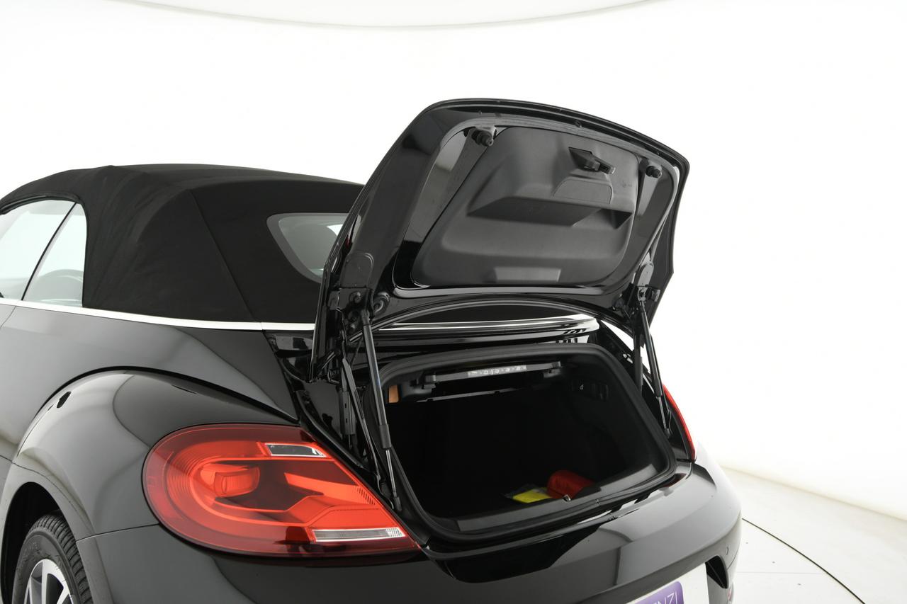 VOLKSWAGEN Maggiolino Cabrio 1.2 tsi Design 105cv DSG+APP CONNECT+C17"