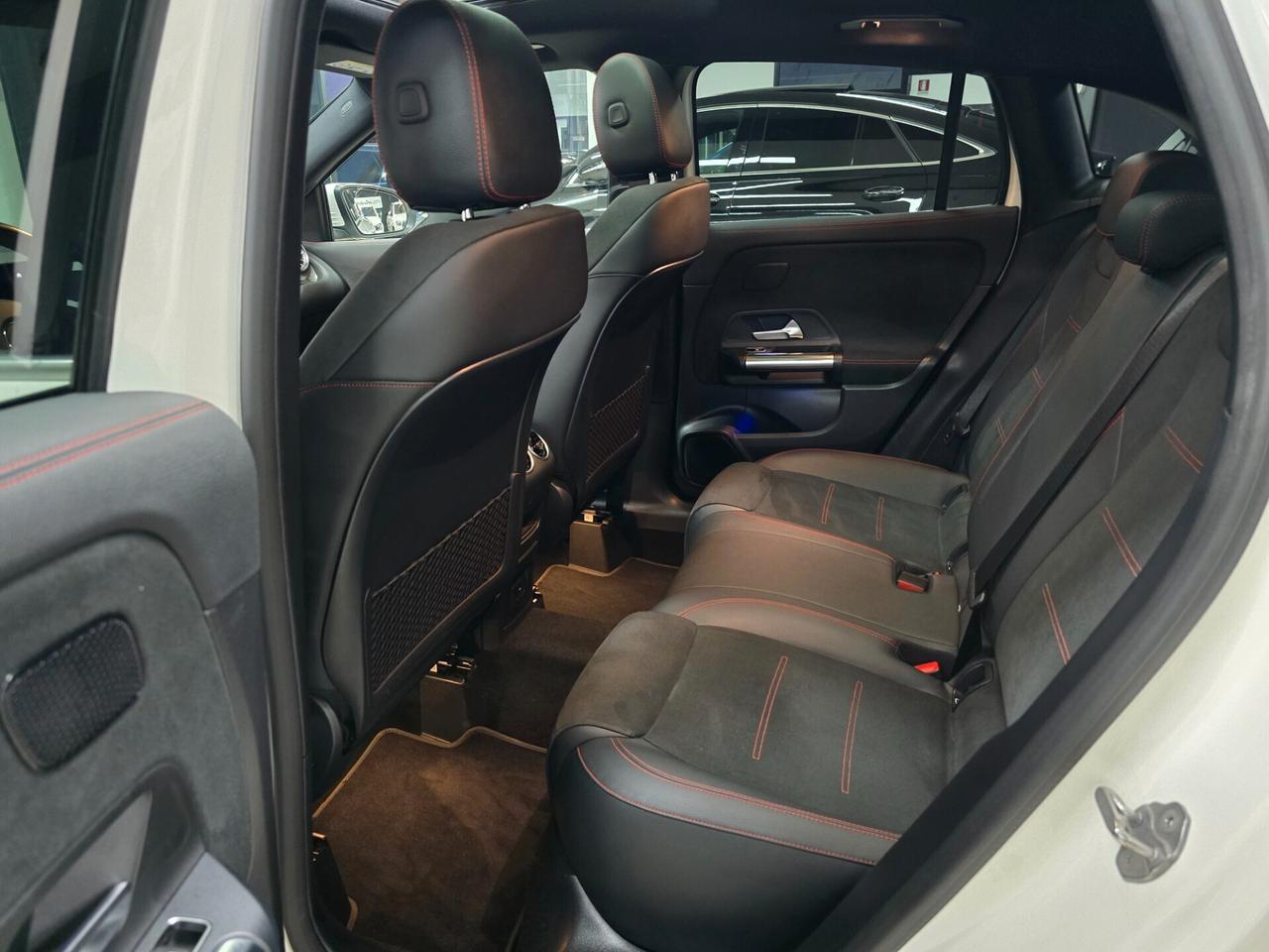 Mercedes-benz GLA 200 d Automatic 4Matic Premium (Tetto panorama)
