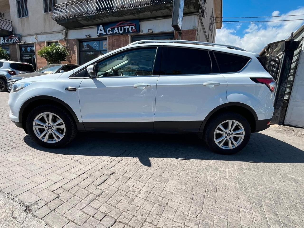 Ford Kuga 2.0 TDCI 120 CV S&S 2WD Powershift Business