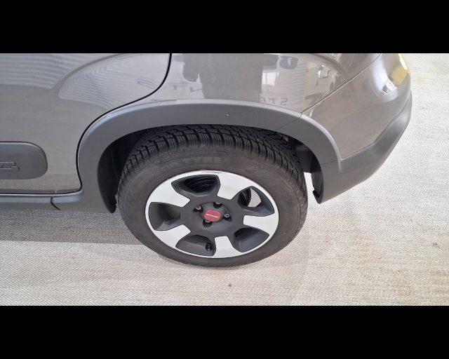 FIAT New Panda 1.0 firefly hybrid City Cross s&s 70cv