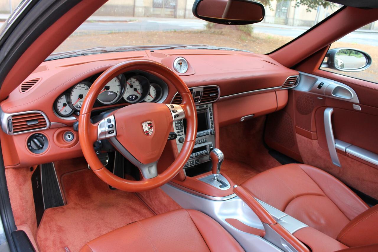 Porsche 911 Carrera 4S Coupé