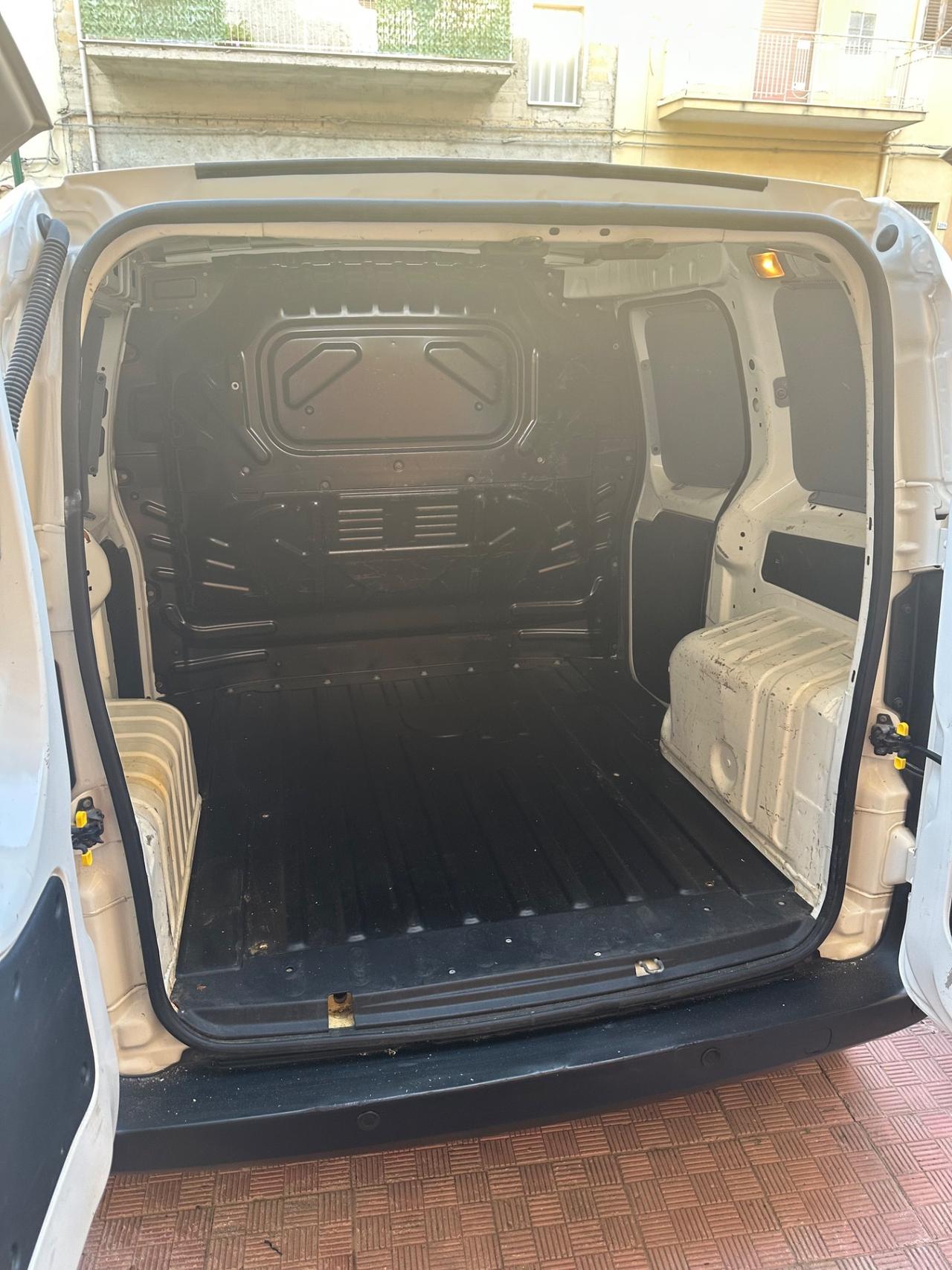 Fiat Fiorino QUBO 1.3 MJT 95CV SX (N1)