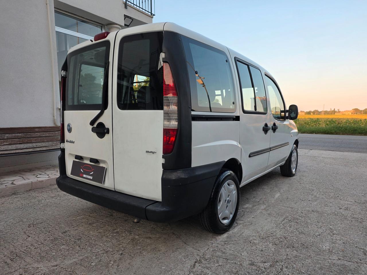 Fiat Doblo 1.3 MJT 5 Posti N1 Autocarro