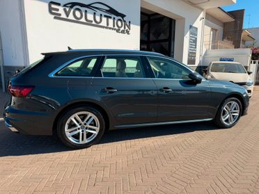 Audi A4 Avant 30 TDI/136 CV S tronic