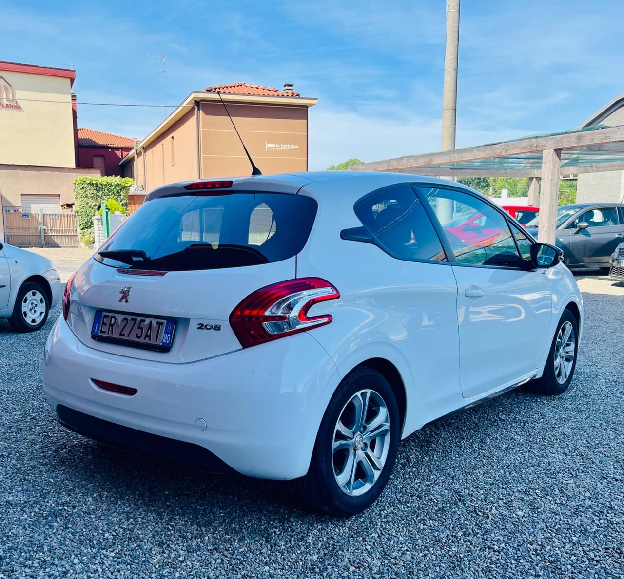Peugeot 208 1.2 VTi S 82 CV 3 porte