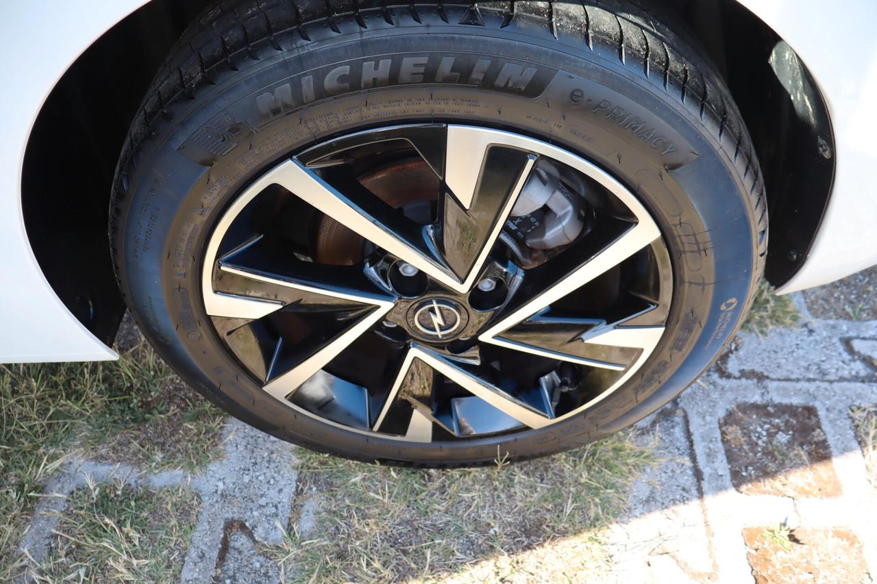 Opel Corsa 1.2cc 100cv AT8 Aut. GS