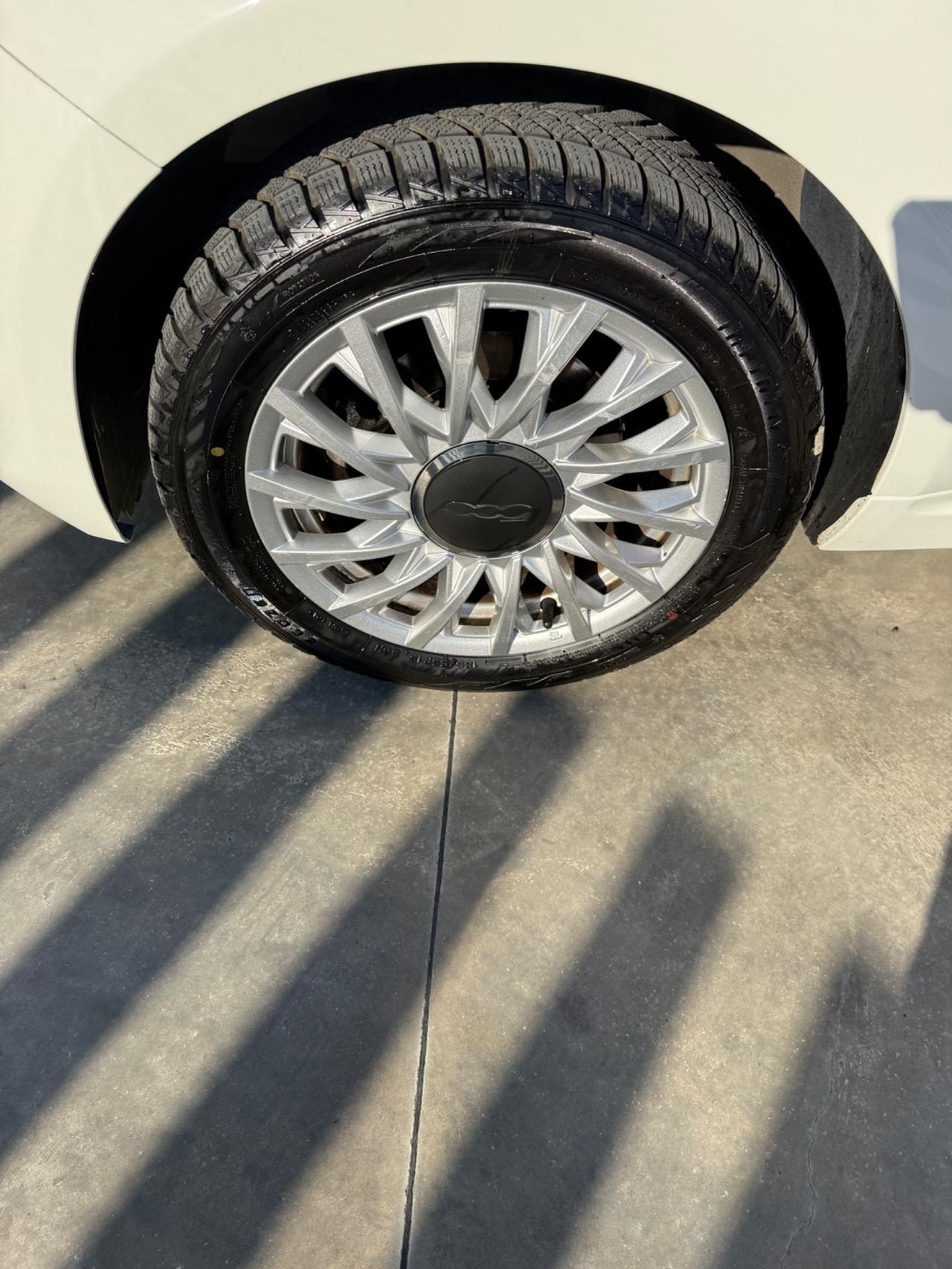 Fiat 500 C 1.0 Hybrid Lounge