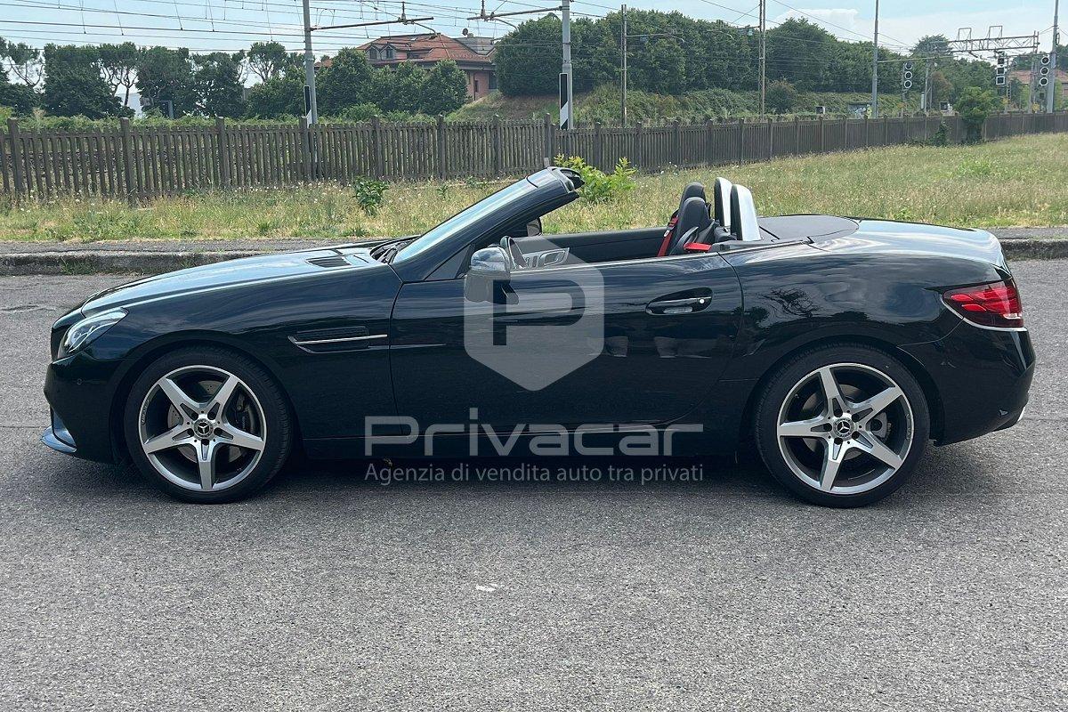 MERCEDES SLC 180 AMG line