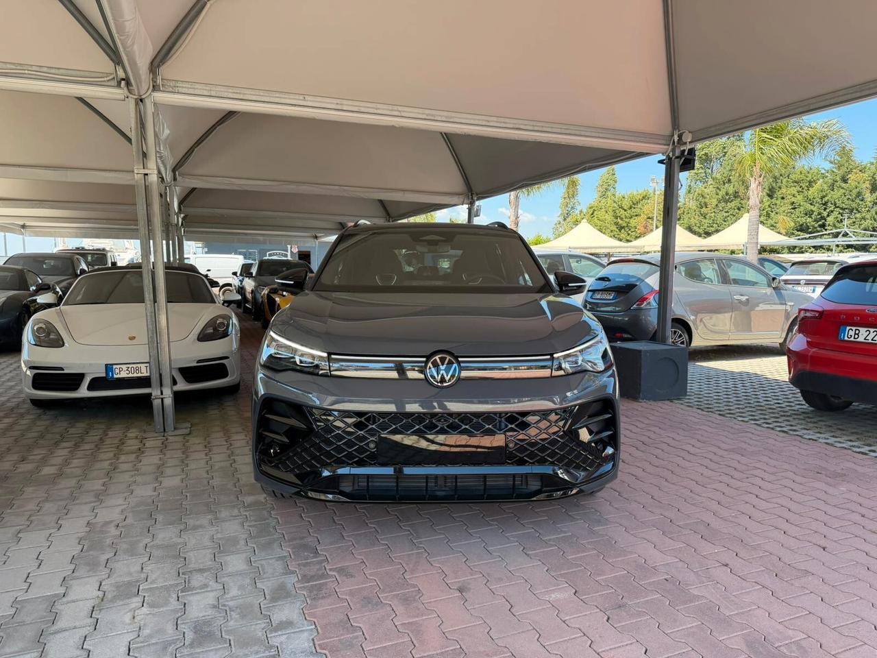Volkswagen Tiguan 2.0 TDI 150 CV DSG R-Line