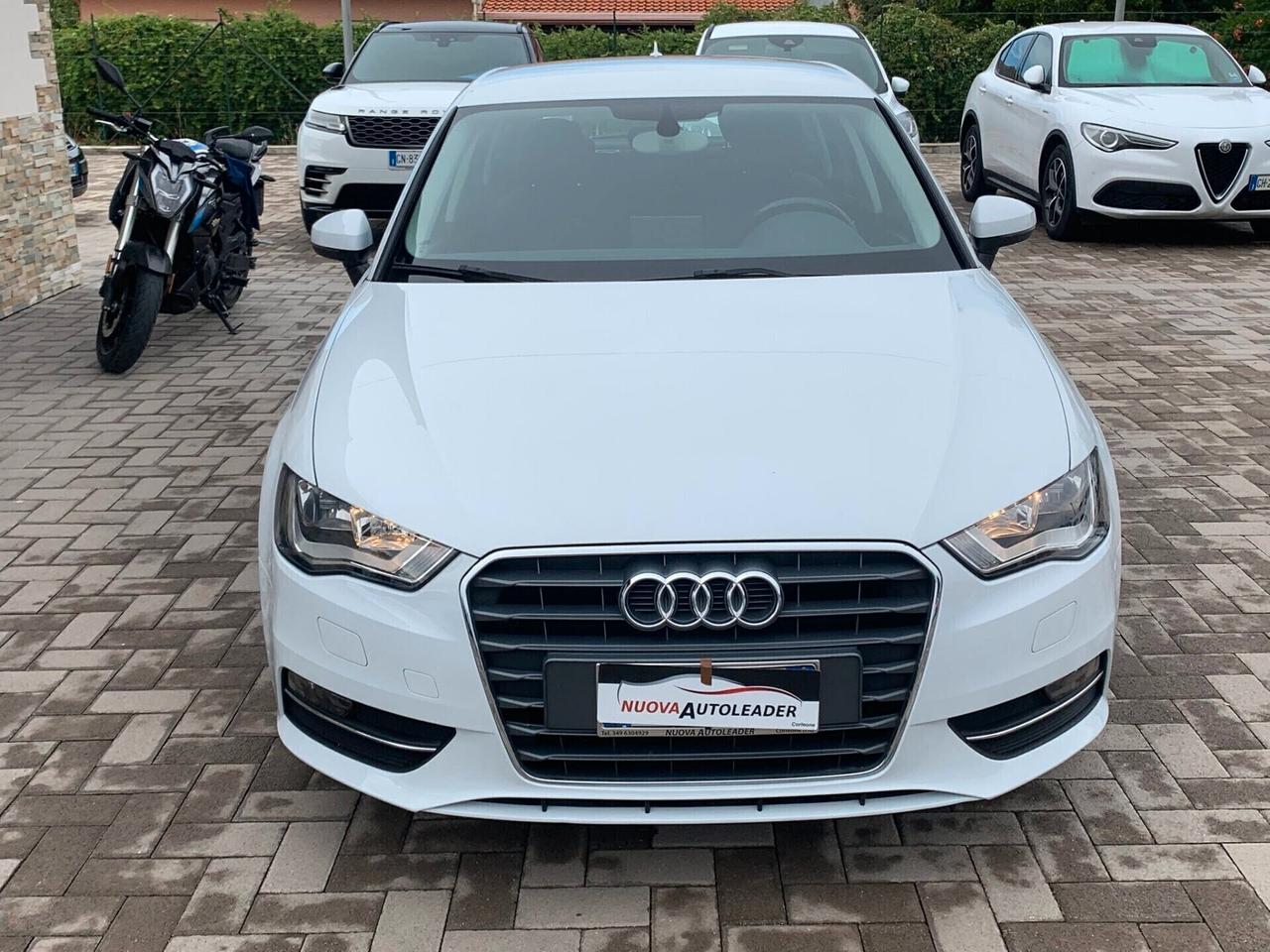 Audi A3 1.6 TDI 110 CV Attraction 2015