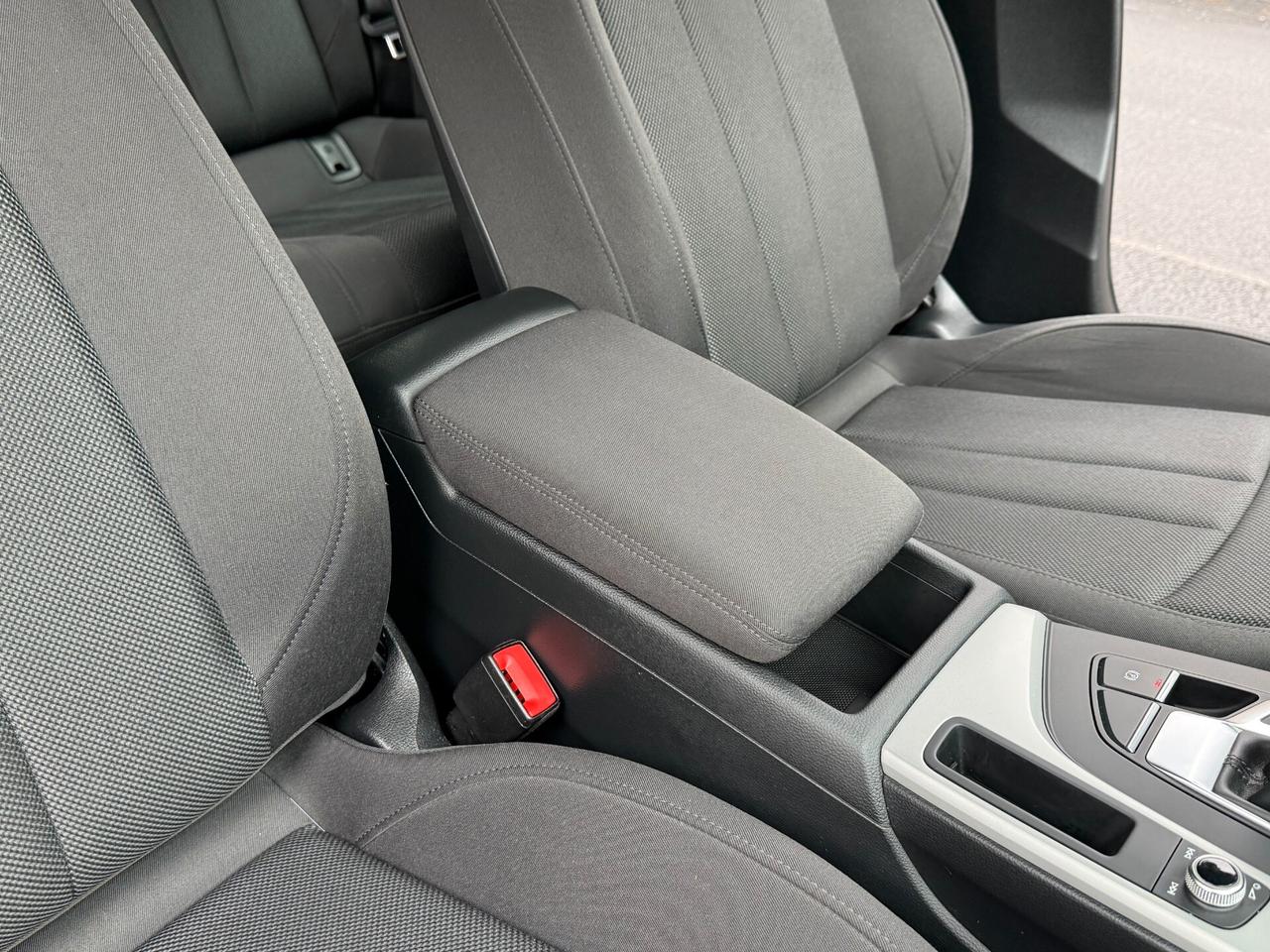 Audi A4 Avant 40 g-tron Stronic NAVI COCKPIT LED