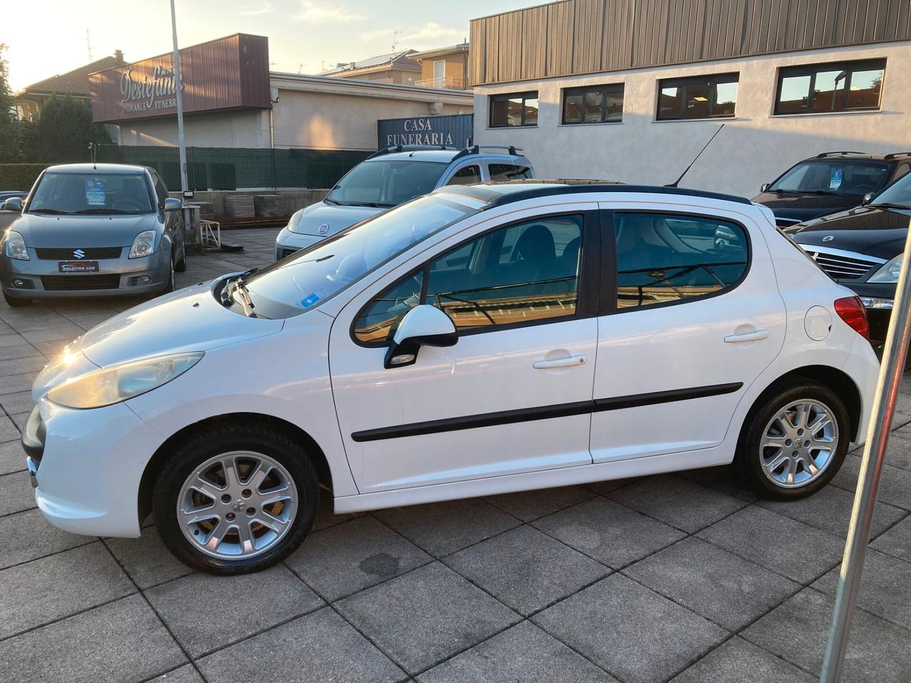 Peugeot 207 1.6 HDi 90CV 5p. XS