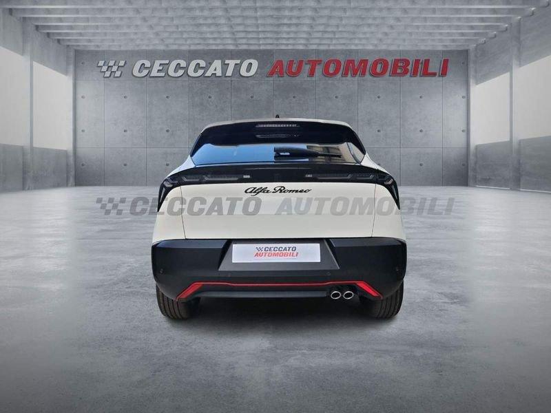 Alfa Romeo Junior Junior 1.2 ibrida Speciale 145cv edct6