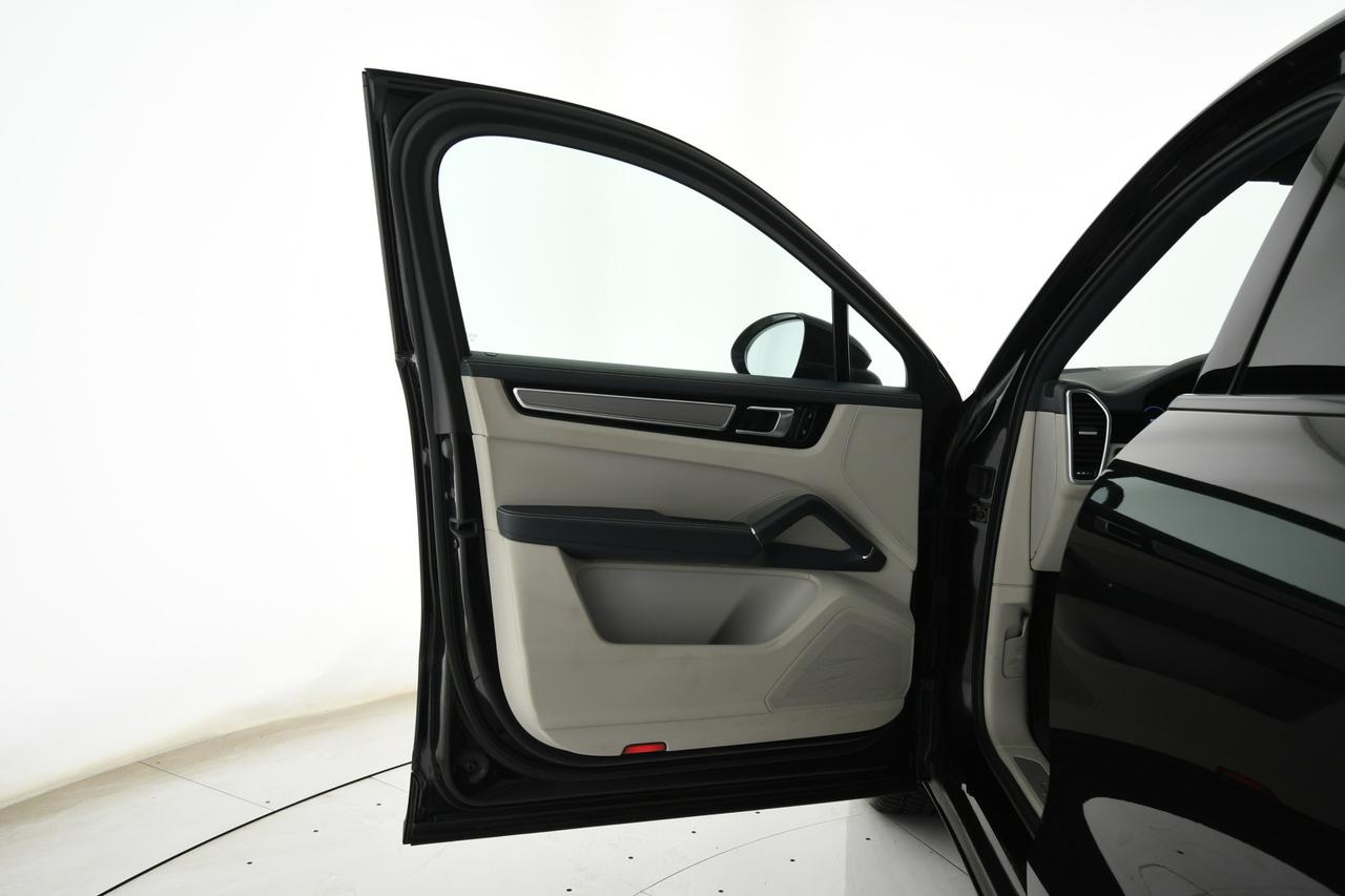 PORSCHE Cayenne Coupe 3.0 tiptronic x COMMERCIANTI CAMERA+C20"+TETTO PANO