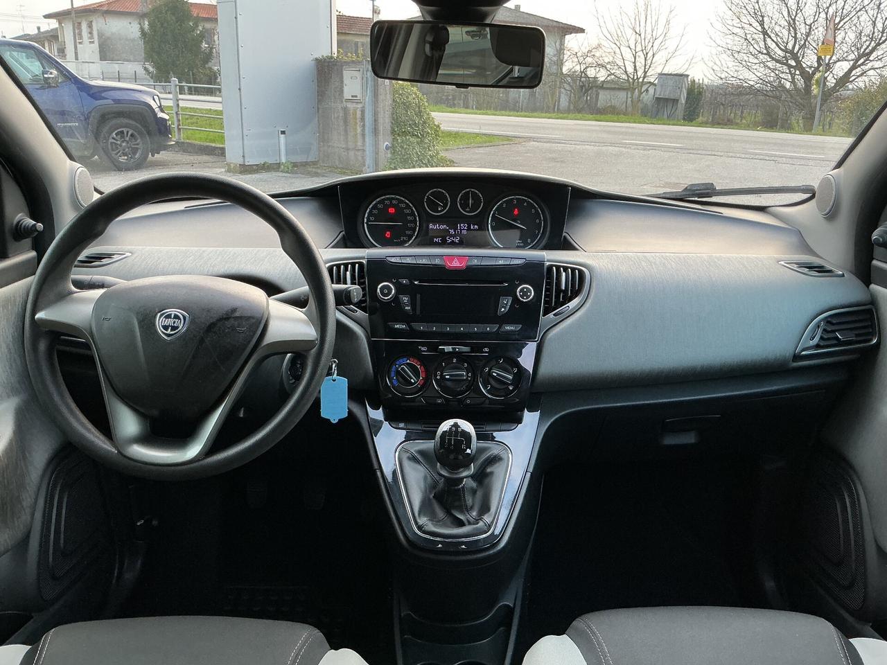 Lancia Ypsilon 1.2 benzina km 75000
