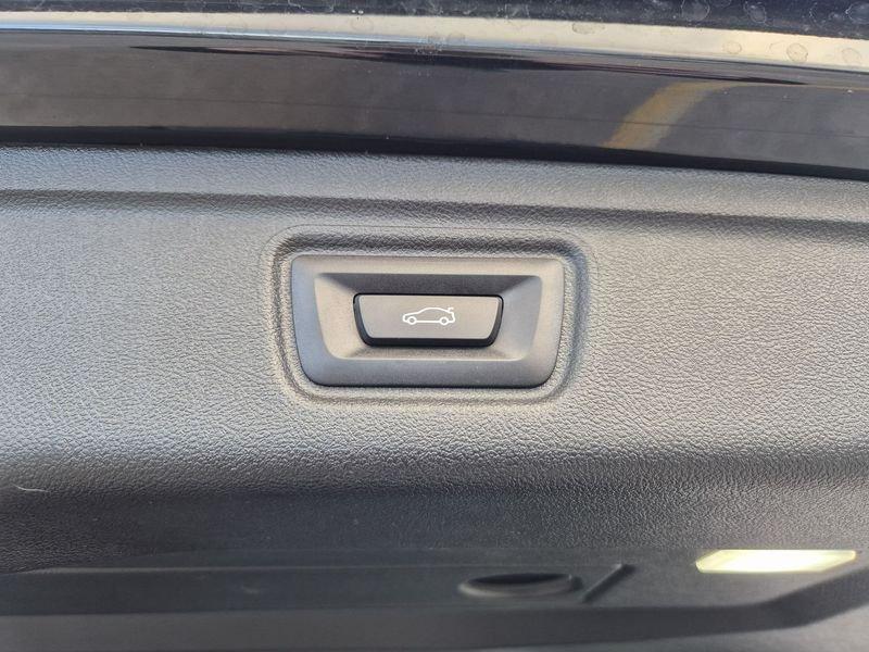 BMW Serie 3 320d Touring mhev 48V xdrive MSport Pro auto