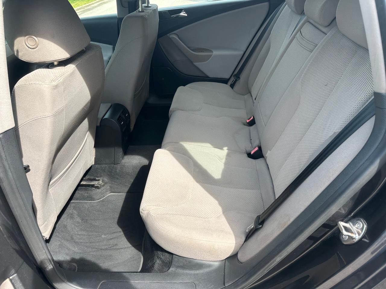 Volkswagen Passat 2.0 TDI DPF Var. Comfortline