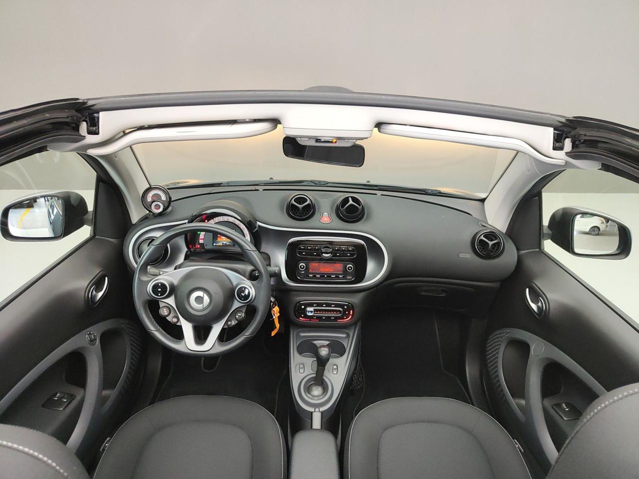 SMART Fortwo III 2015 Cabrio FORTWO CABRIO 1.0 70CV TWINMATIC PASSION