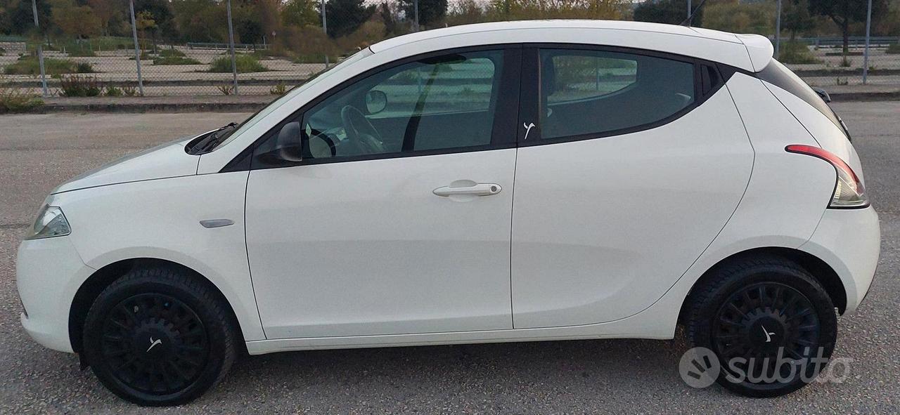 LANCIA YPSILON - 1.2 BENZINA - UNICO PROPRIETARIO