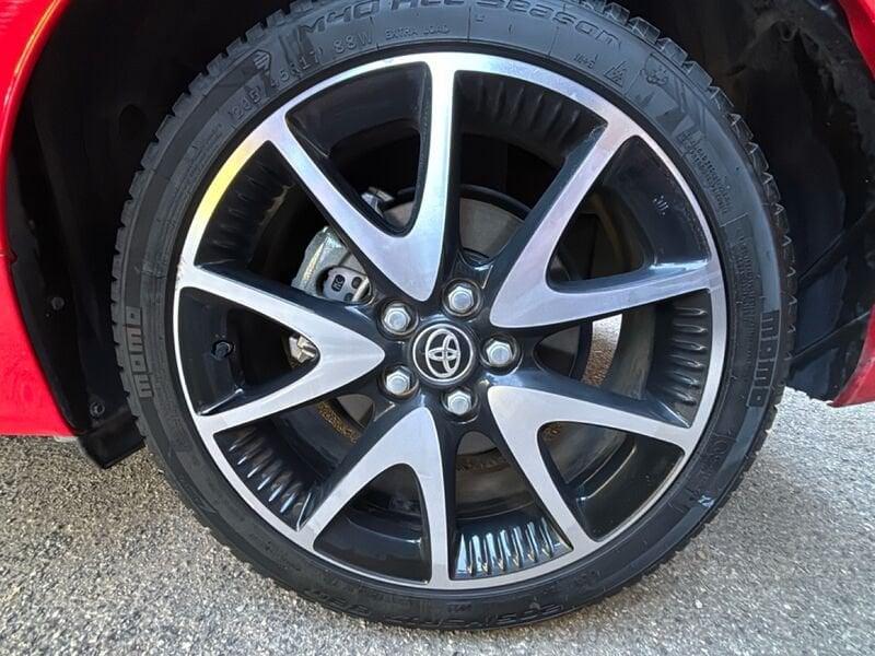 Toyota Yaris Yaris 1.5h Premiere