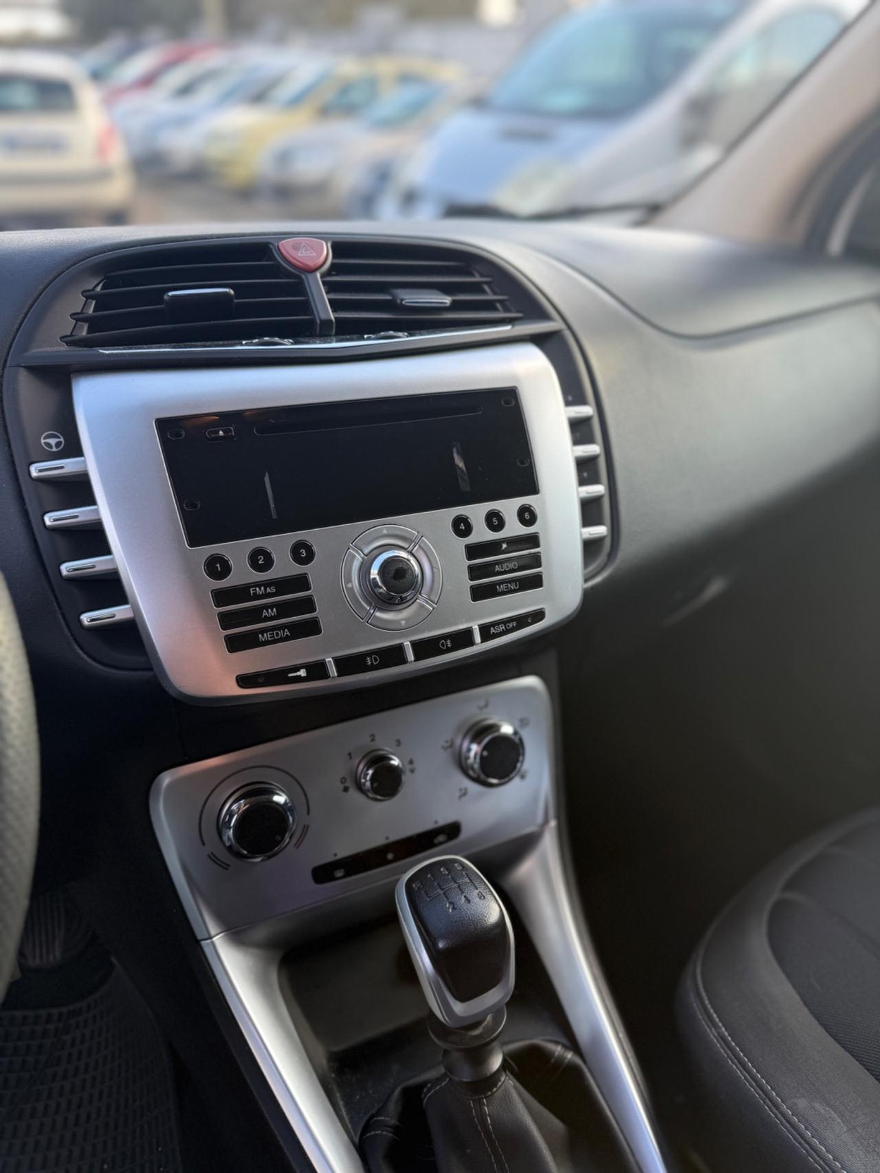 Lancia Delta 1.4 T-Jet 120 CV Platino Ecochic GPL