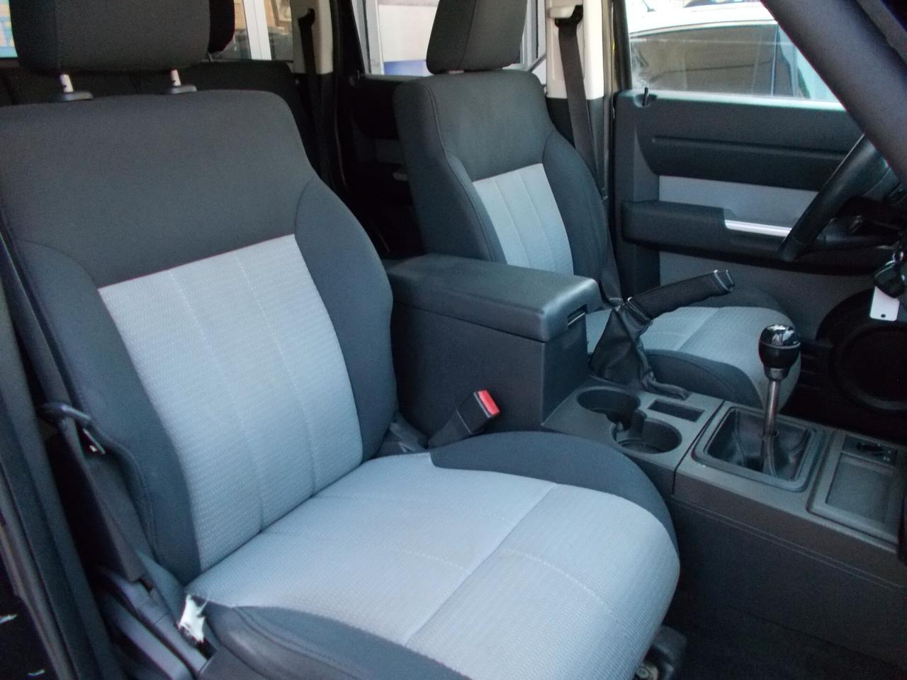 Dodge Nitro 2.8 CRD DPF SE 4WD