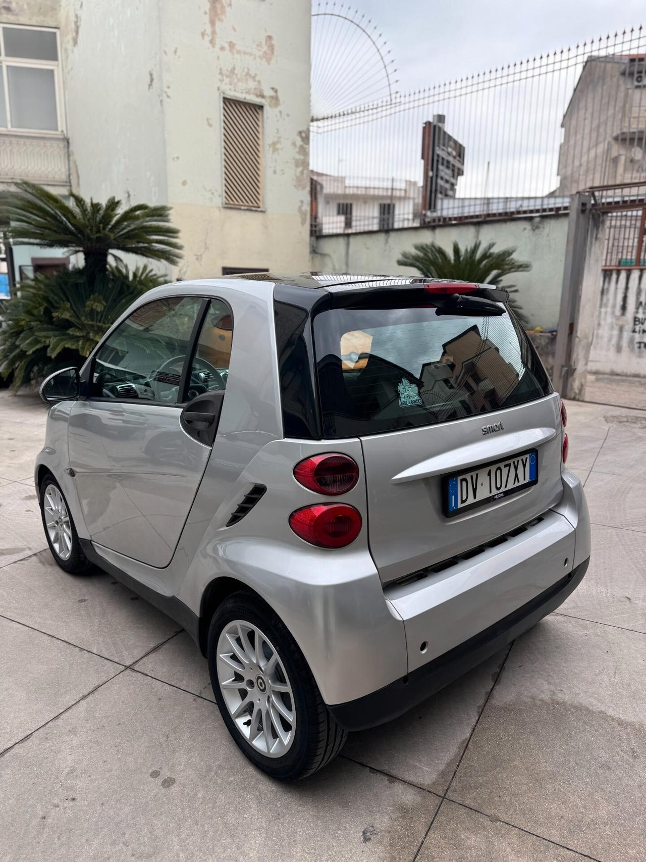 Smart ForTwo 1000 52 kW coupé pure