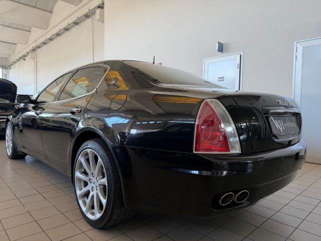 MASERATI Quattroporte 4.2 V8 //SERVICE BOOK//FULL