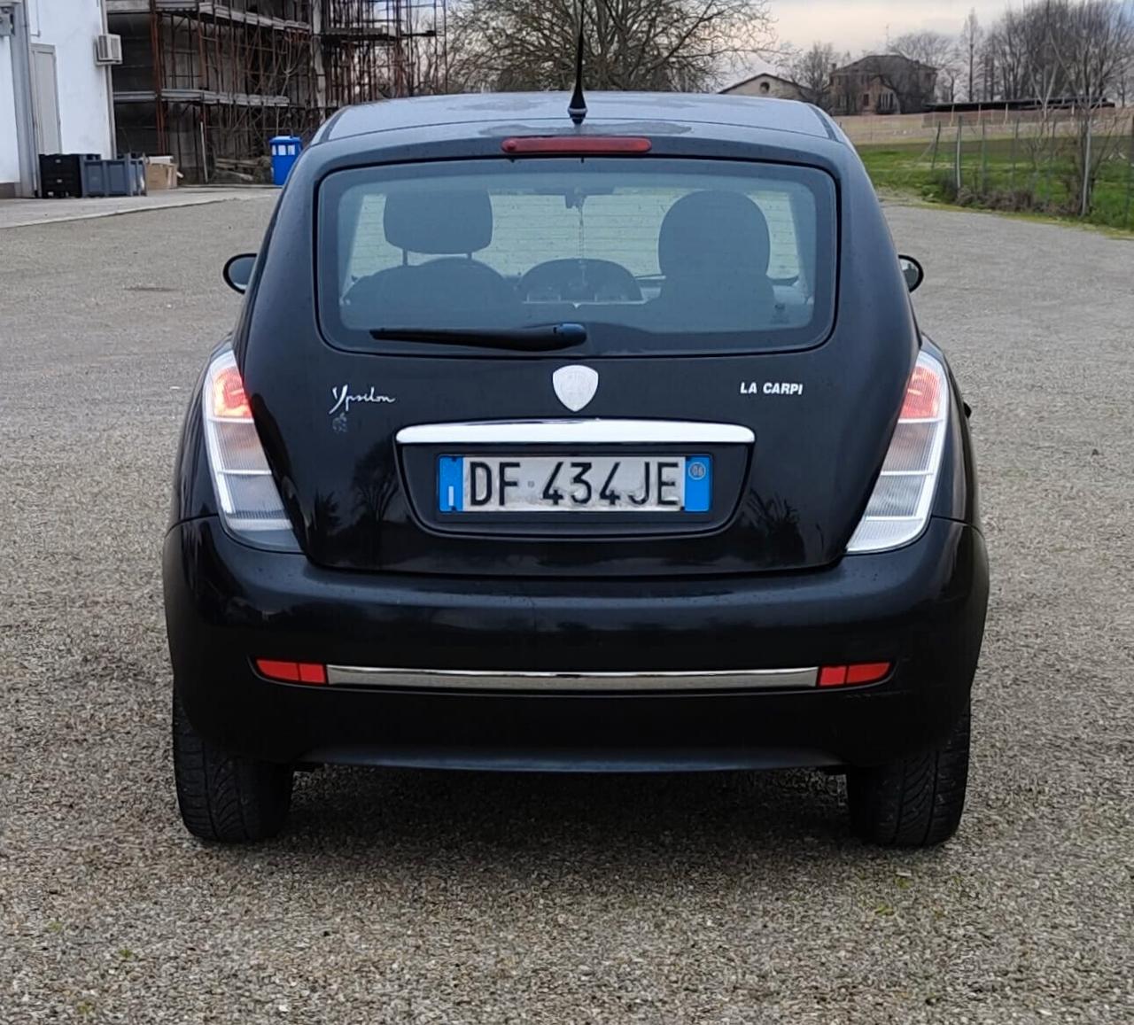 Lancia Ypsilon 1.2 Argento