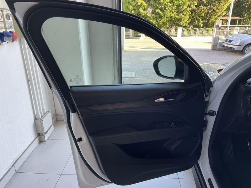 Alfa Romeo Stelvio Stelvio 2.2 Turbodiesel 160 CV AT8 RWD Sprint AUTOCARRO/AUTOVETTURA