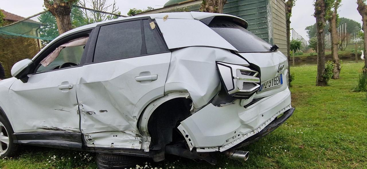 Audi Q2 30 TDI S tronic Business Design