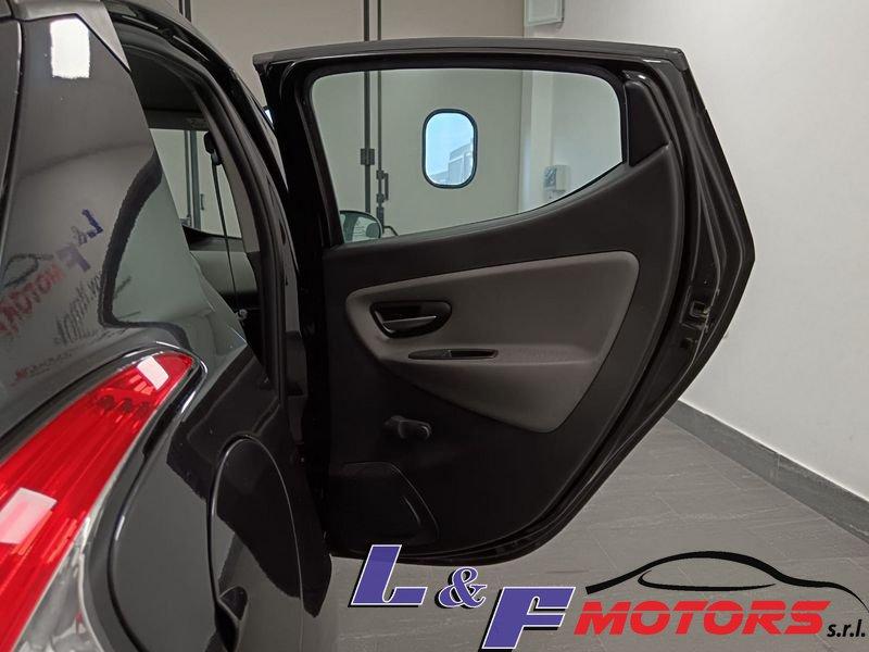 Lancia Ypsilon 1.2 69cv Gold