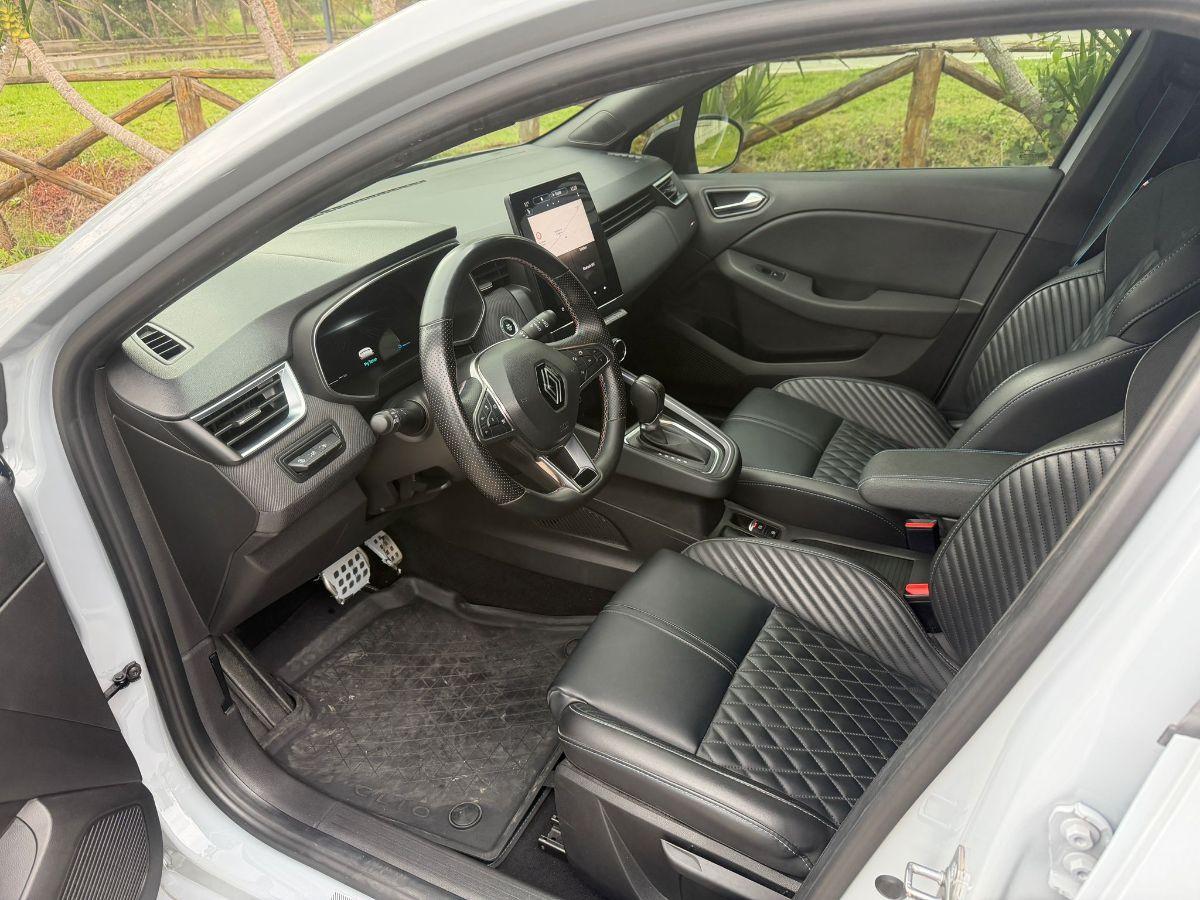 RENAULT - Clio - Full Hybrid E-Tech 145 CV E. Alpine