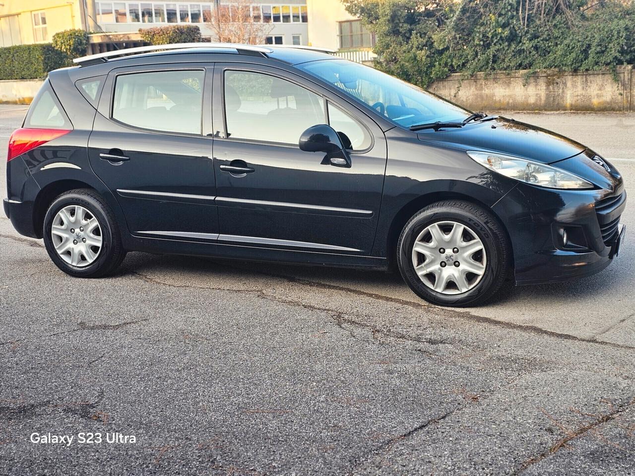 Peugeot 207 1.4 BENZ/GPL OK PER NEOPATENTATI ANO 07/2011