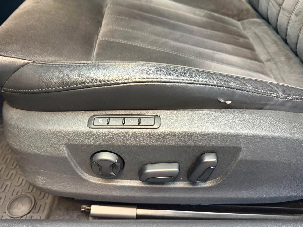 Skoda Superb 2.0 TDI DSG Wagon Ambition