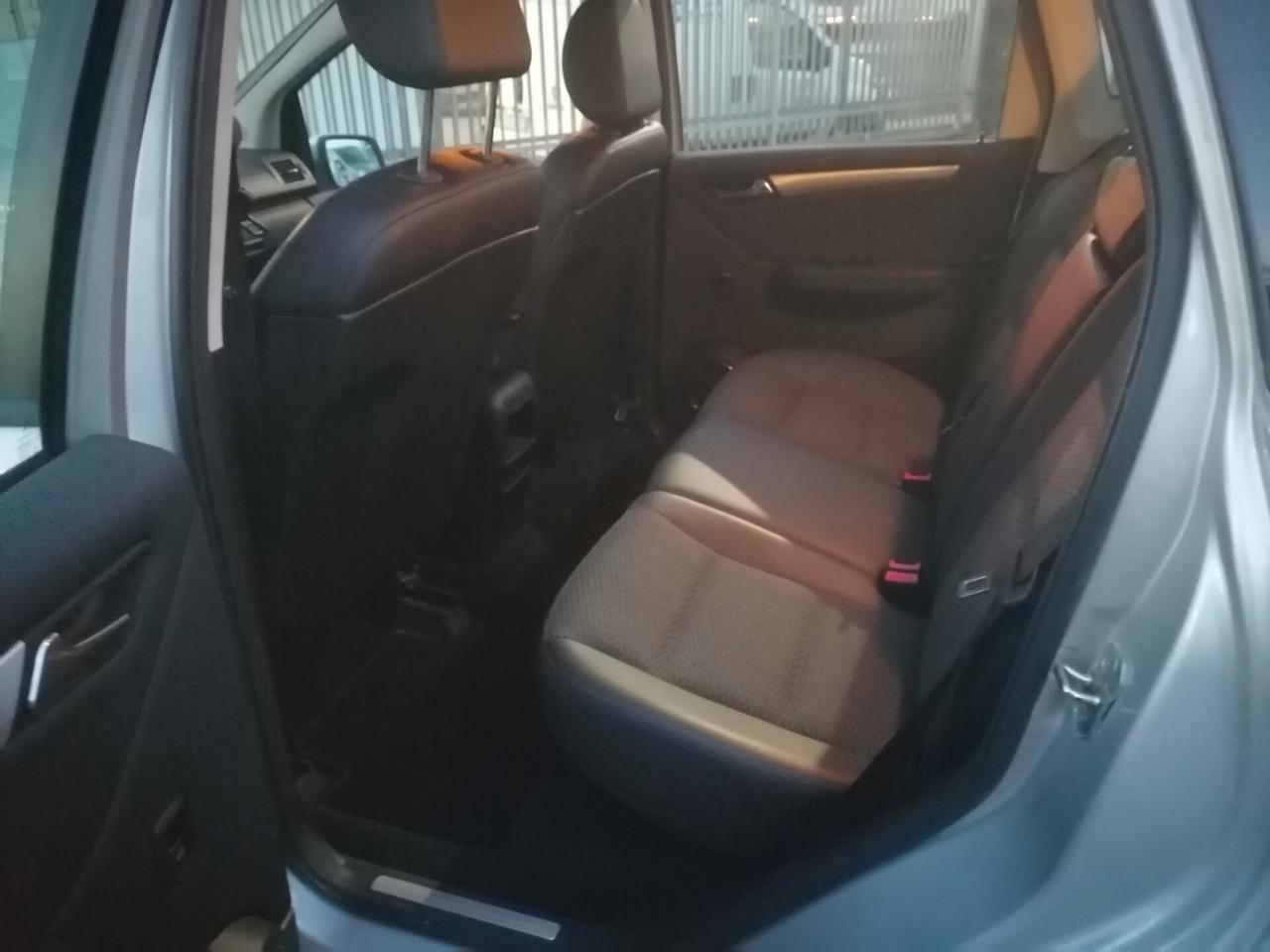 MERCEDES A 160 CDI BlueEFFICIENCY 2011 neopatentati