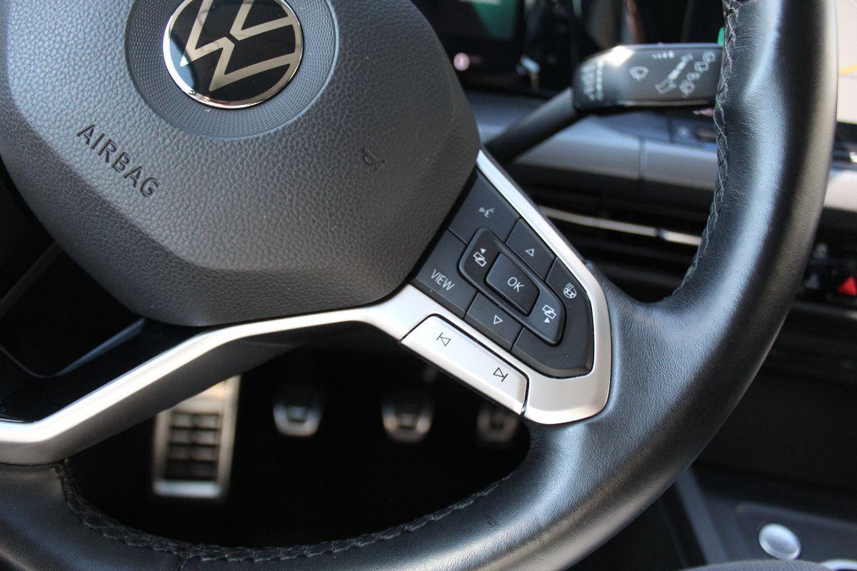 VOLKSWAGEN - Golf -VIII 2.0 TDI SCR Style 115CV