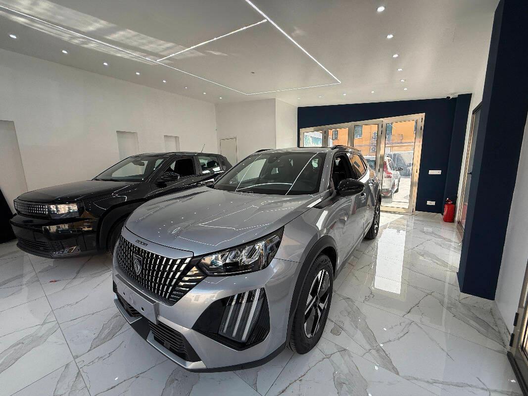 Peugeot 2008 PEUGEOUT 2008 1.2 hybrid Allure 145cv e-dcs6