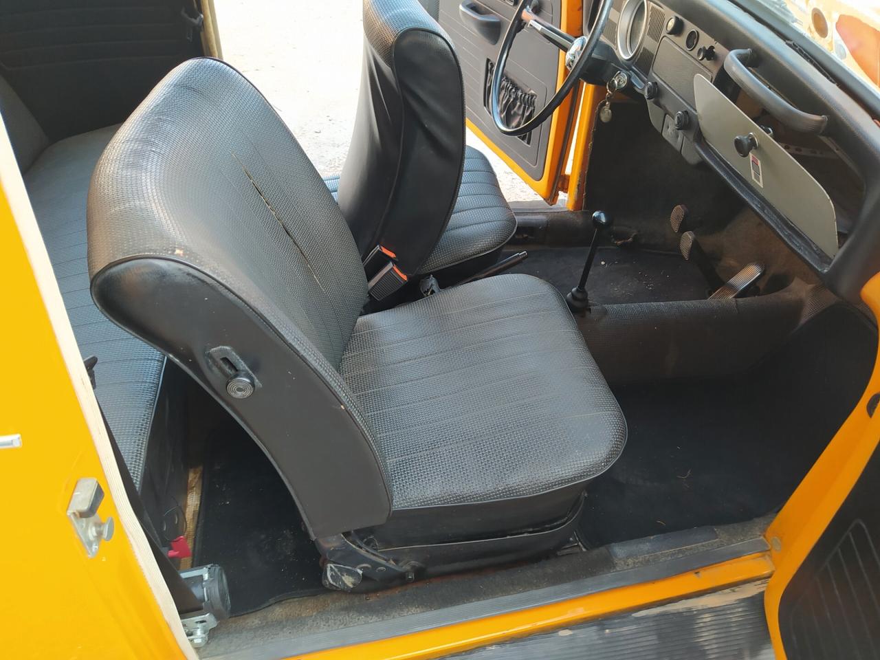 Volkswagen Maggiolino 1300 ASI Vetro piatto