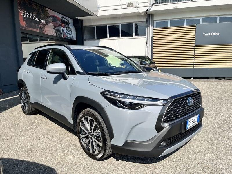 Toyota Corolla Cross 2.0H (197 CV) E-CVT Trend 4WD