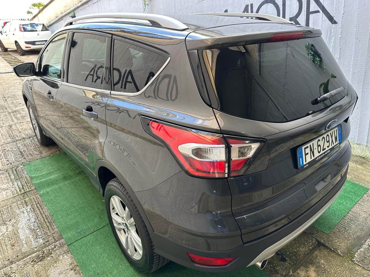 Ford Kuga TITANIUM