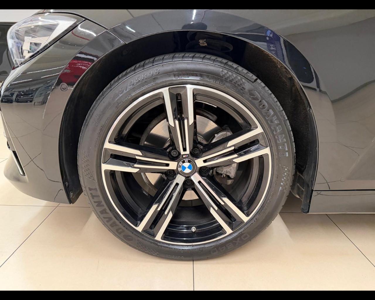 BMW Serie 3(G20/1-80/1) - 320d Luxury