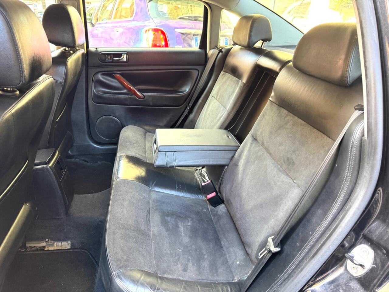 Volkswagen Passat 1.9 TDI/130 CV cat Highline
